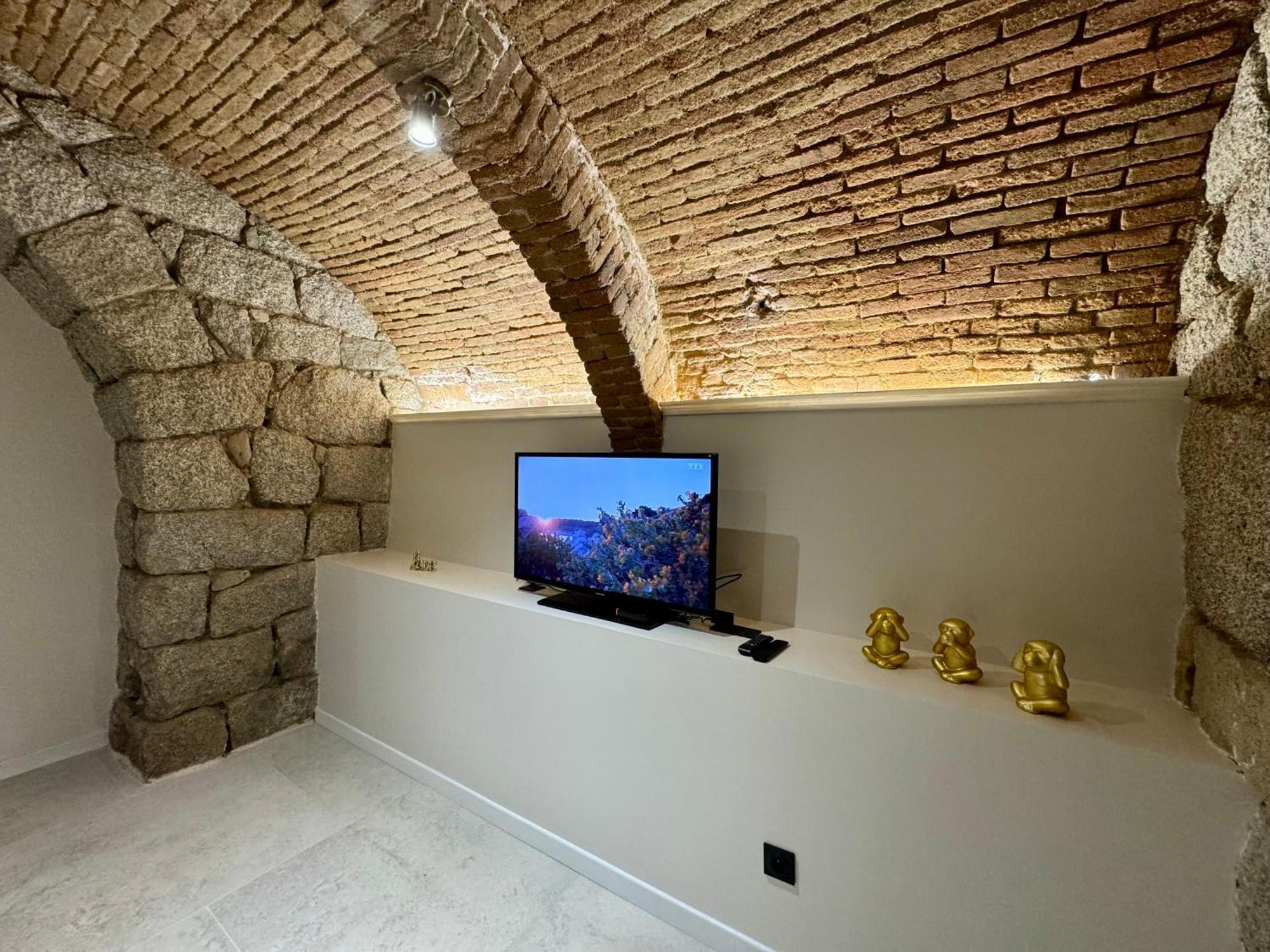 Loft De Charme En Centre Ville ซาร์แตน ภายนอก รูปภาพ